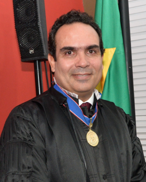 Dr. Moacyr Pitta Lima Filho