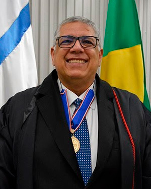 Dr. Ávio Mozar José Ferraz de Novaes